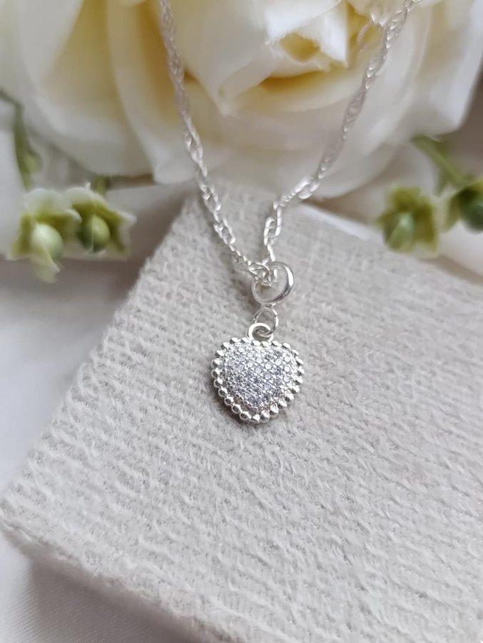 Pulseira prata pingente coração cravejado