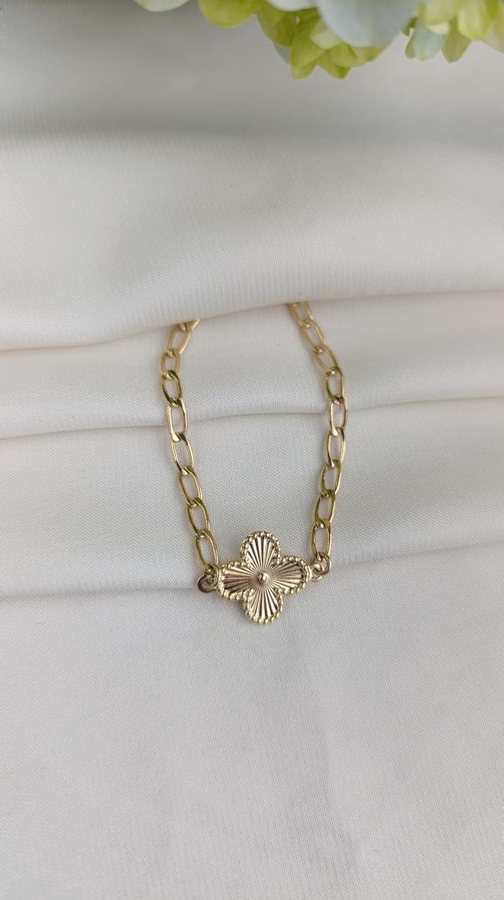 Pulseira ouro elos alongado trevo plissado