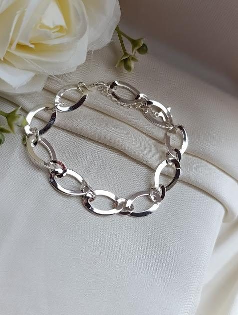 Pulseira prata chapas grandes vazadas